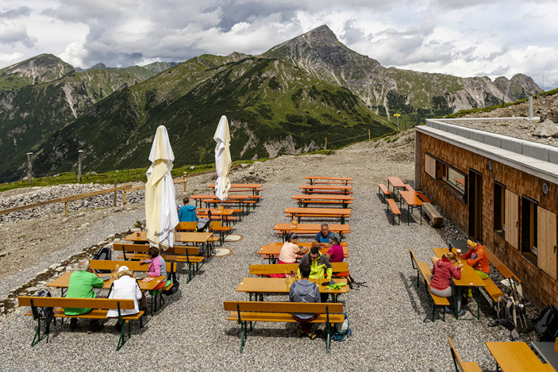 Anhalter H�tte 2042m