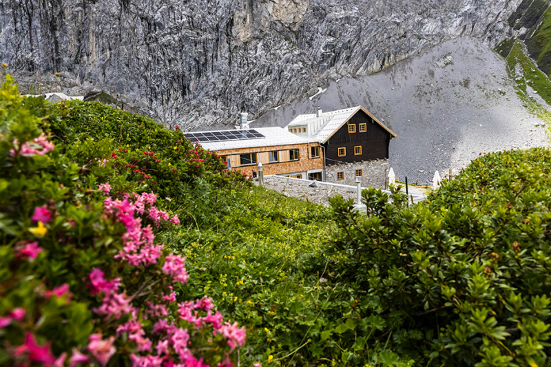 Anhalter H�tte 2042m