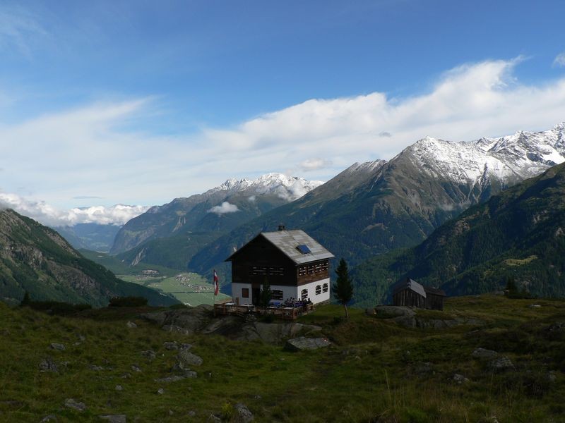 Hahlkogelhaus 2042m