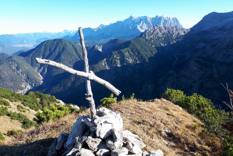 Lichtbrenntjoch 1961m
