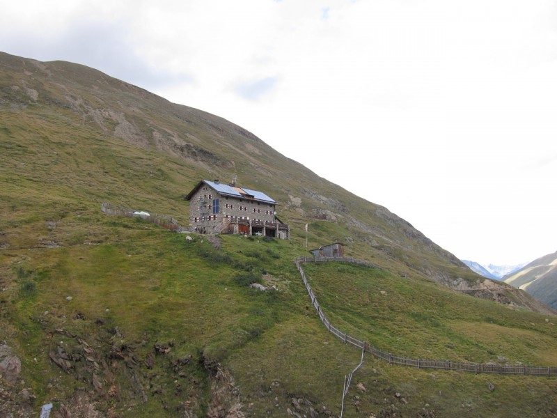 Martin-Busch-H�tte 2501m