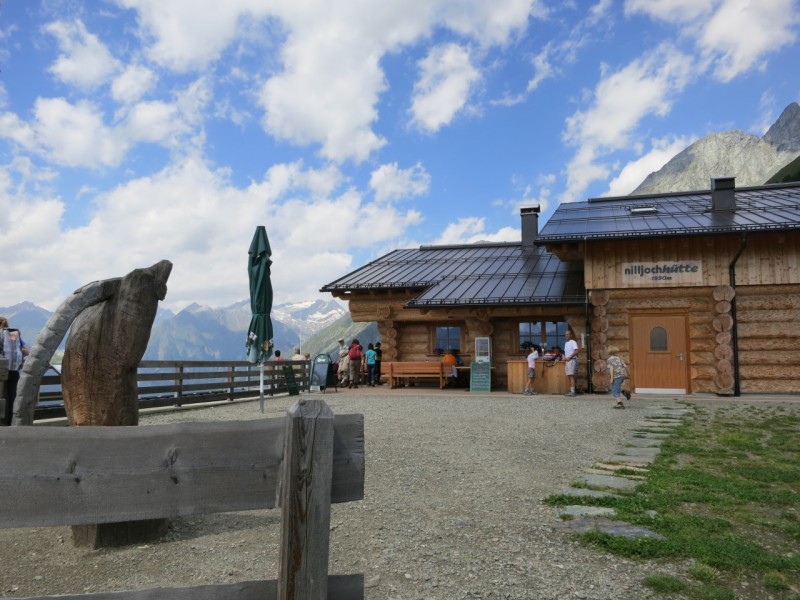 Nilljochh�tte 1975m