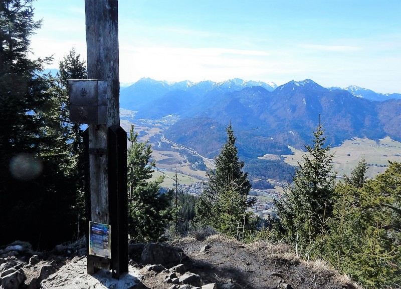 Osterfeuerk�pfl 1368m