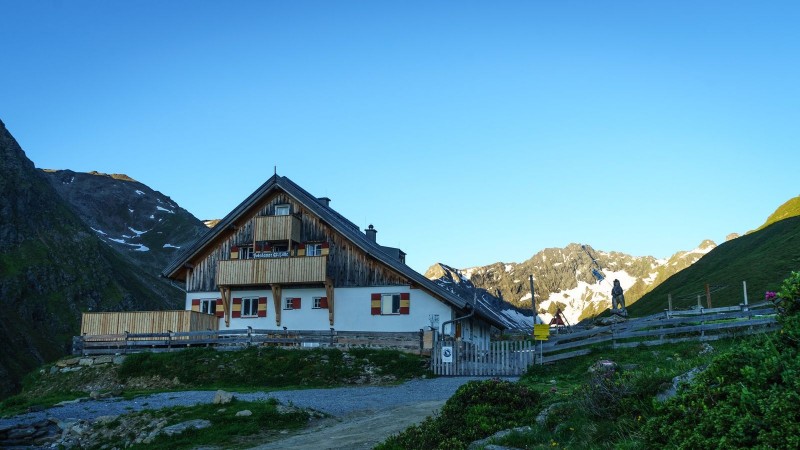 Potsdamer H�tte 2020m