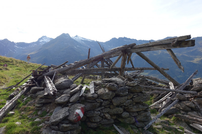 Alpengasthof Lsens - Hochgrafljoch - Hohe Rte - Gallwieser Mittergrat - Roter Kogel - Zirmweg - Alpengasthof Lsens