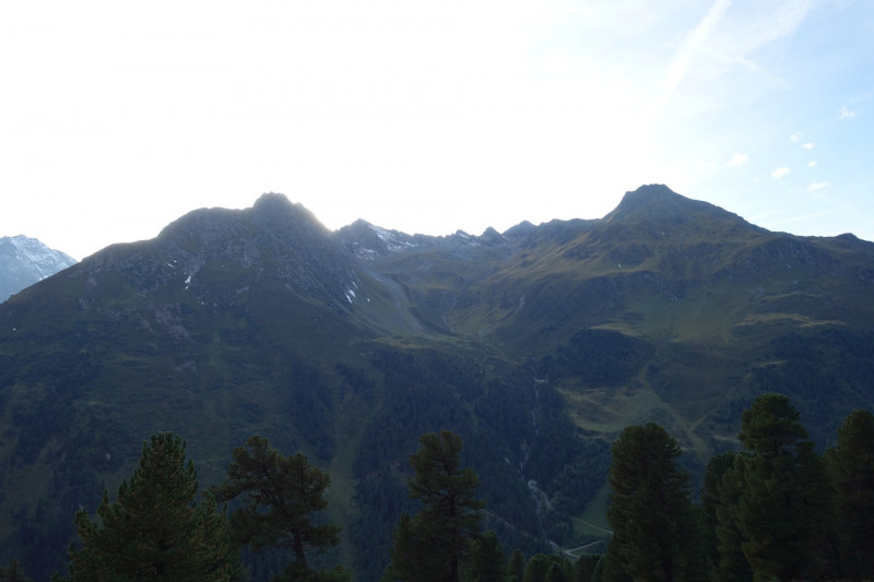 Alpengasthof Lsens - Hochgrafljoch - Hohe Rte - Gallwieser Mittergrat - Roter Kogel - Zirmweg - Alpengasthof Lsens