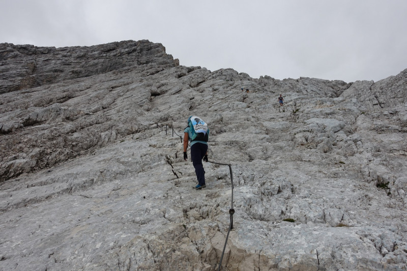Bergstation Alpspitzbahn - Alpspitze - Rinderscharte - H�llentorkopf - Osterfelderkopf