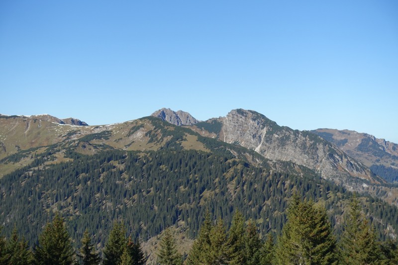 Lochgehrenkopf - Lochgehrenspitze - Sulzspitze - Strindschartenkopf - Litnisschrofen - Krinnenspitze - Nesselwngle