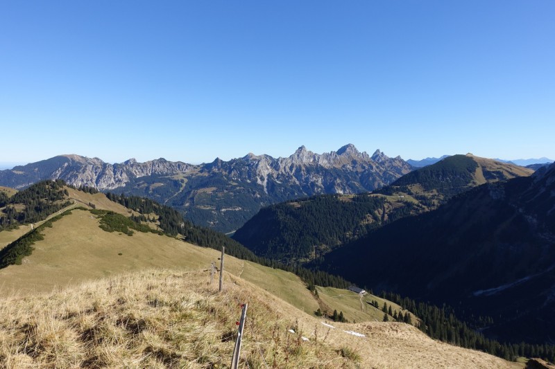 Lochgehrenkopf - Lochgehrenspitze - Sulzspitze - Strindschartenkopf - Litnisschrofen - Krinnenspitze - Nesselwngle