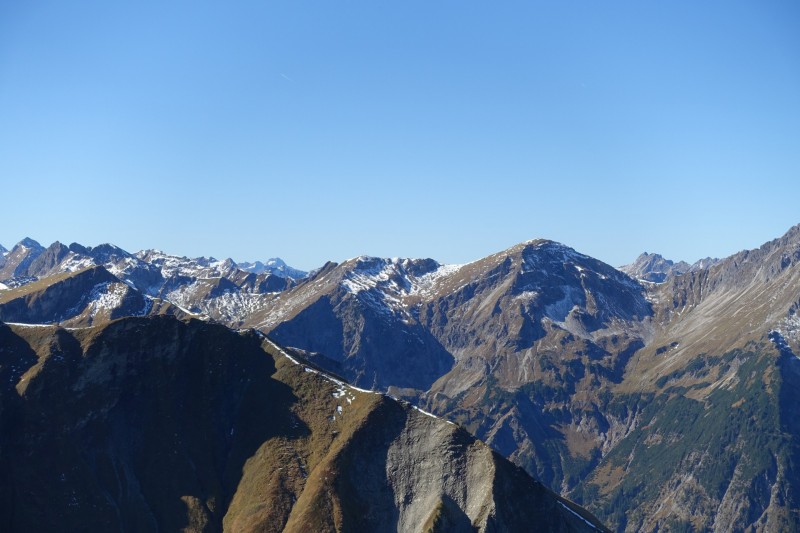 Lochgehrenkopf - Lochgehrenspitze - Sulzspitze - Strindschartenkopf - Litnisschrofen - Krinnenspitze - Nesselwngle