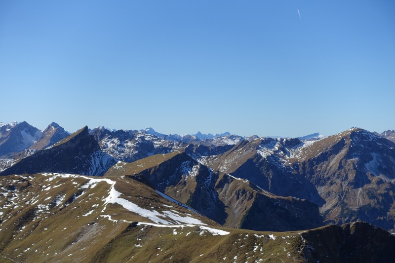 Lochgehrenkopf - Lochgehrenspitze - Sulzspitze - Strindschartenkopf - Litnisschrofen - Krinnenspitze - Nesselwngle