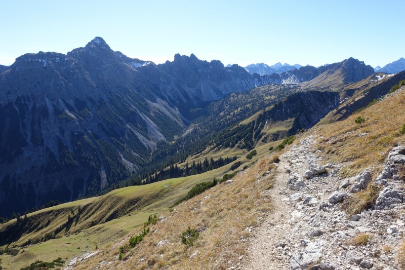 Lochgehrenkopf - Lochgehrenspitze - Sulzspitze - Strindschartenkopf - Litnisschrofen - Krinnenspitze - Nesselwngle