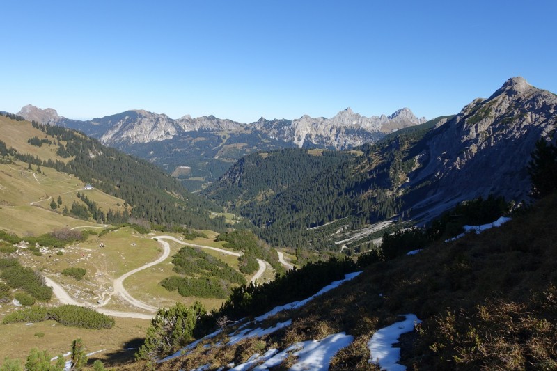 Lochgehrenkopf - Lochgehrenspitze - Sulzspitze - Strindschartenkopf - Litnisschrofen - Krinnenspitze - Nesselwngle