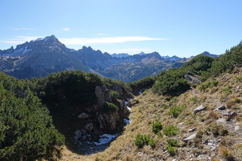 Lochgehrenkopf - Lochgehrenspitze - Sulzspitze - Strindschartenkopf - Litnisschrofen - Krinnenspitze - Nesselwngle