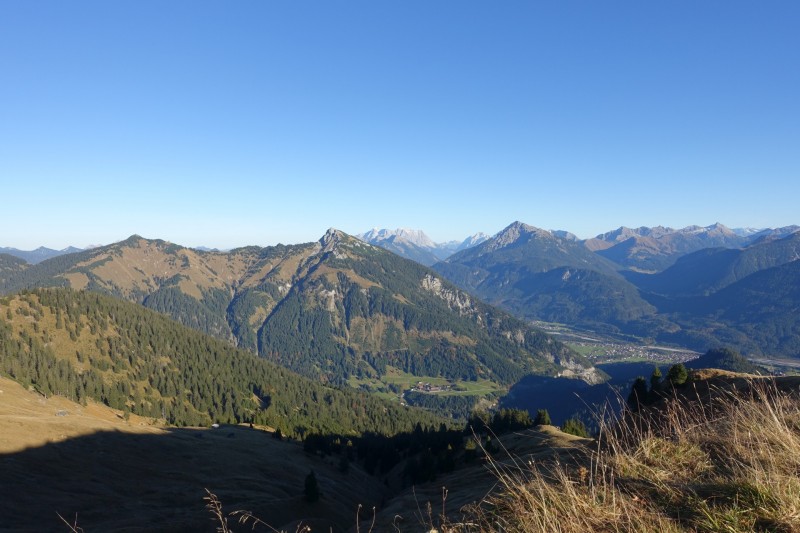 Lochgehrenkopf - Lochgehrenspitze - Sulzspitze - Strindschartenkopf - Litnisschrofen - Krinnenspitze - Nesselwngle