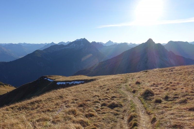 Lochgehrenkopf - Lochgehrenspitze - Sulzspitze - Strindschartenkopf - Litnisschrofen - Krinnenspitze - Nesselwngle