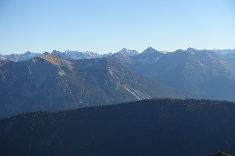 Lochgehrenkopf - Lochgehrenspitze - Sulzspitze - Strindschartenkopf - Litnisschrofen - Krinnenspitze - Nesselwngle