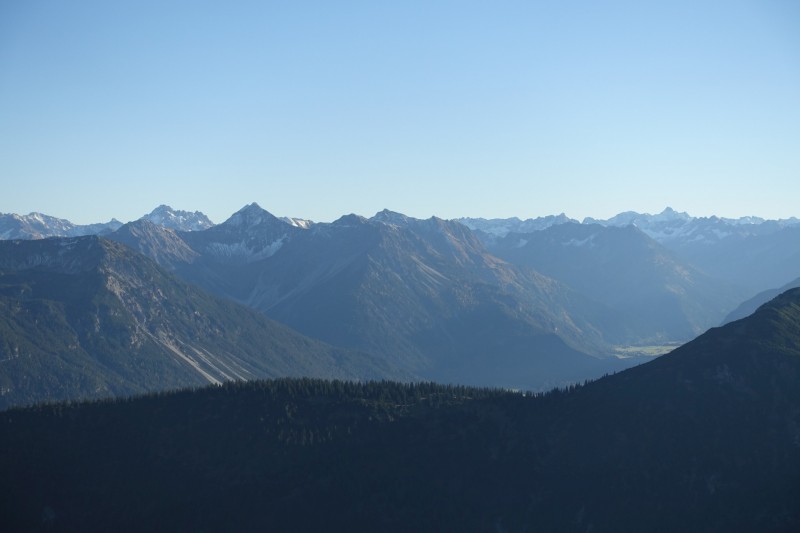 Lochgehrenkopf - Lochgehrenspitze - Sulzspitze - Strindschartenkopf - Litnisschrofen - Krinnenspitze - Nesselwngle