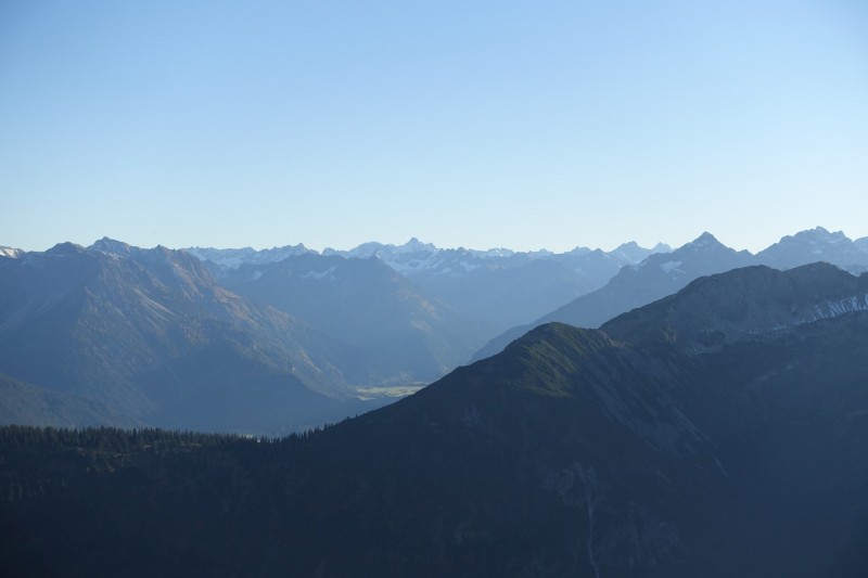 Lochgehrenkopf - Lochgehrenspitze - Sulzspitze - Strindschartenkopf - Litnisschrofen - Krinnenspitze - Nesselwngle