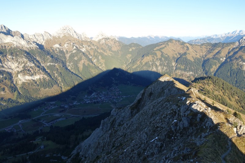 Lochgehrenkopf - Lochgehrenspitze - Sulzspitze - Strindschartenkopf - Litnisschrofen - Krinnenspitze - Nesselwngle