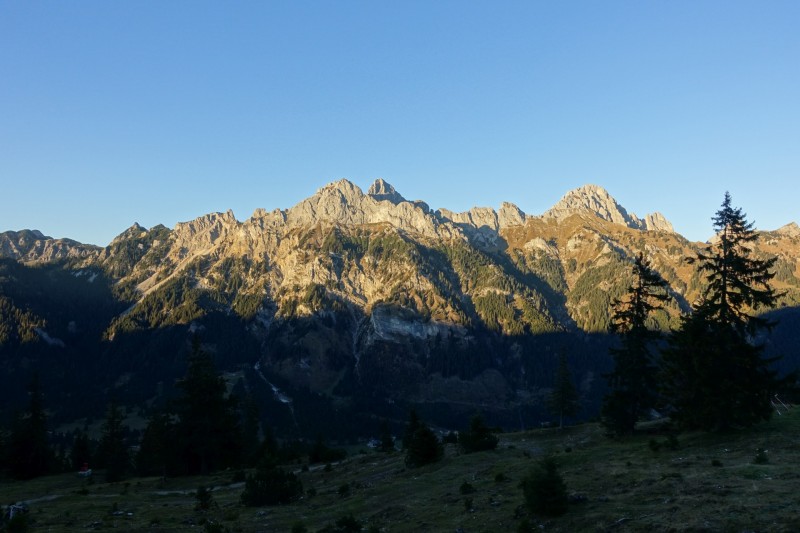 Lochgehrenkopf - Lochgehrenspitze - Sulzspitze - Strindschartenkopf - Litnisschrofen - Krinnenspitze - Nesselwngle