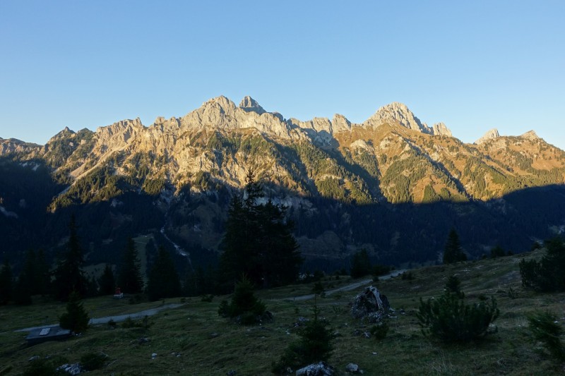 Lochgehrenkopf - Lochgehrenspitze - Sulzspitze - Strindschartenkopf - Litnisschrofen - Krinnenspitze - Nesselwngle