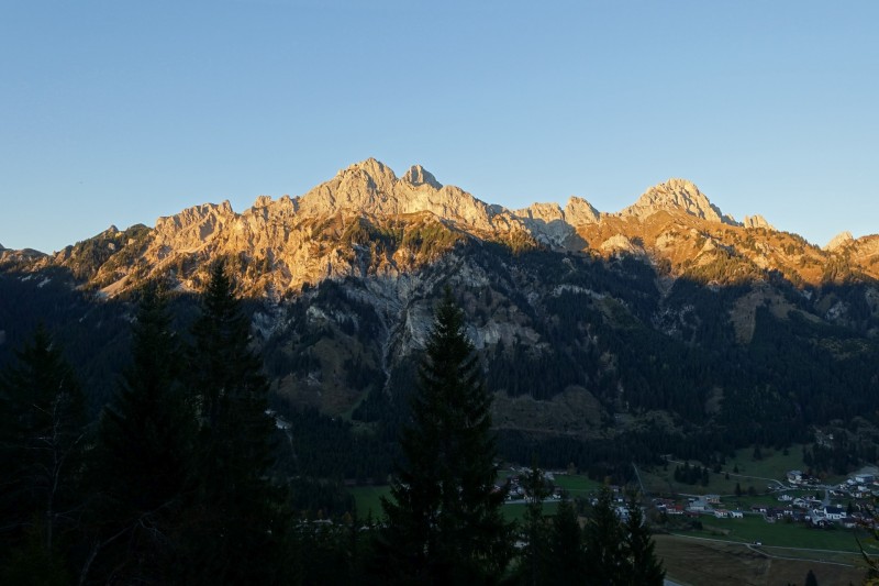 Lochgehrenkopf - Lochgehrenspitze - Sulzspitze - Strindschartenkopf - Litnisschrofen - Krinnenspitze - Nesselwngle