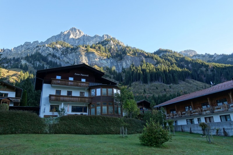 Lochgehrenkopf - Lochgehrenspitze - Sulzspitze - Strindschartenkopf - Litnisschrofen - Krinnenspitze - Nesselwngle