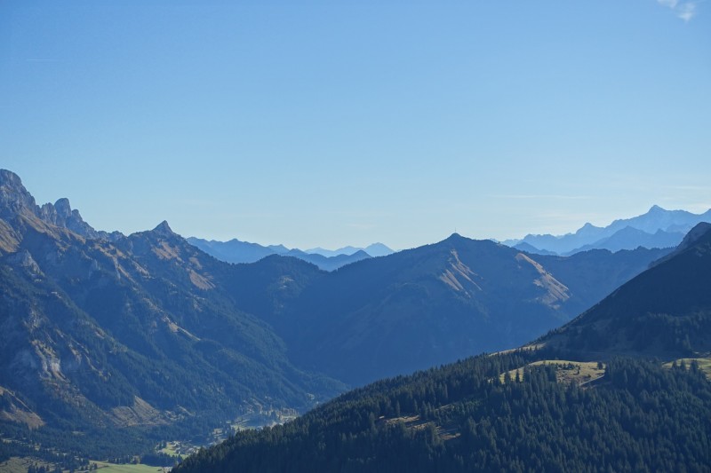Lochgehrenkopf - Lochgehrenspitze - Sulzspitze - Strindschartenkopf - Litnisschrofen - Krinnenspitze - Nesselwngle