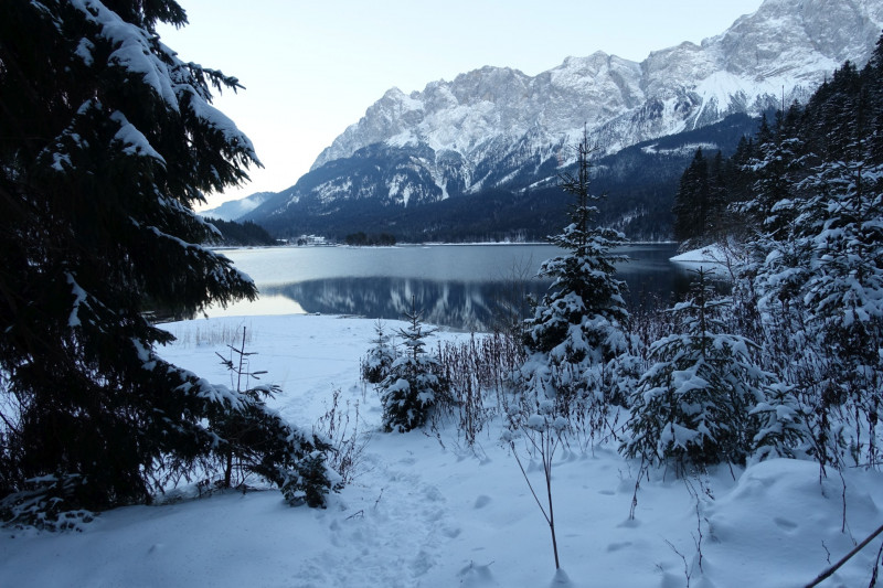 Eibsee-Rundweg