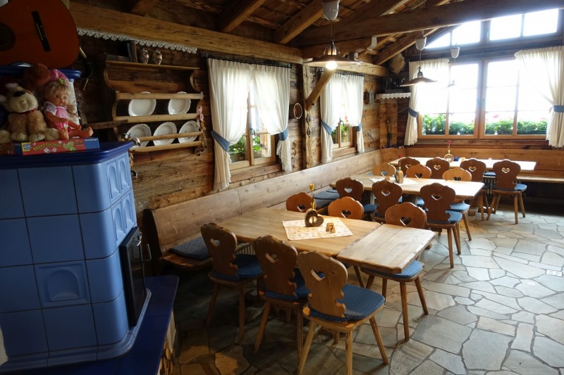 Franz Kostner Htte - Rifugio Bec de Roces - Berggasthof Pralongia - Rifugio Passo Valparola