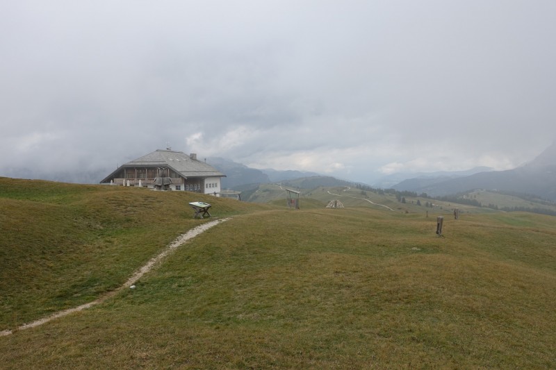 Franz Kostner Htte - Rifugio Bec de Roces - Berggasthof Pralongia - Rifugio Passo Valparola