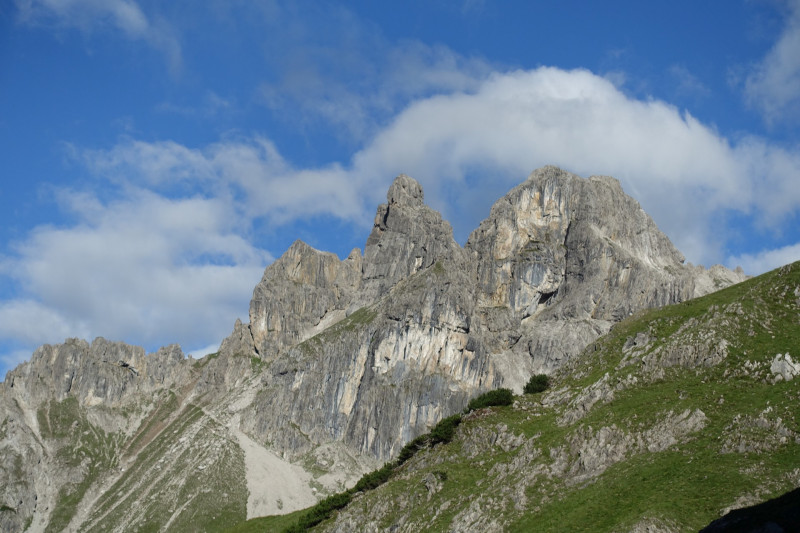 Hermann-von-Barth-Hütte - Schafscharte - Großer Krottenkopf - Kemptner Hütte