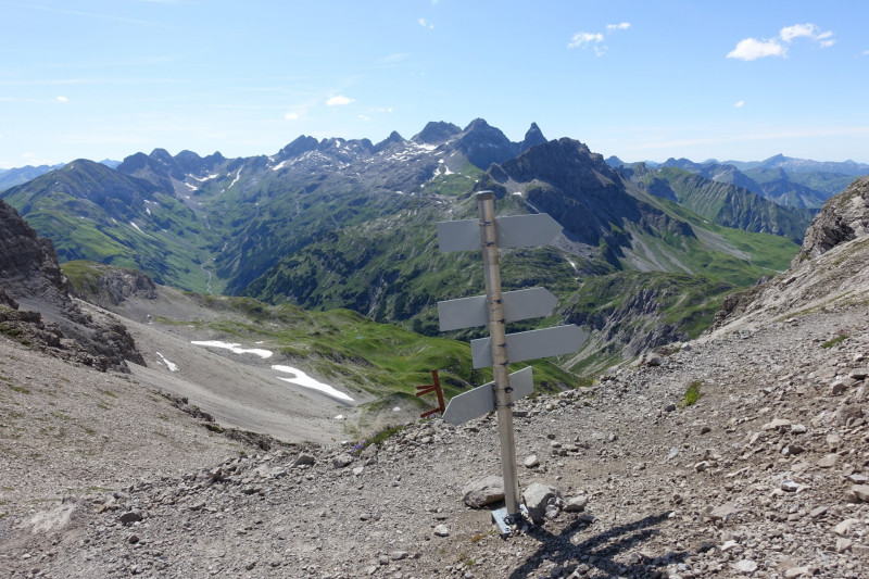 Hermann-von-Barth-Hütte - Schafscharte - Großer Krottenkopf - Kemptner Hütte