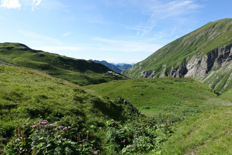 Hermann-von-Barth-Hütte - Schafscharte - Großer Krottenkopf - Kemptner Hütte