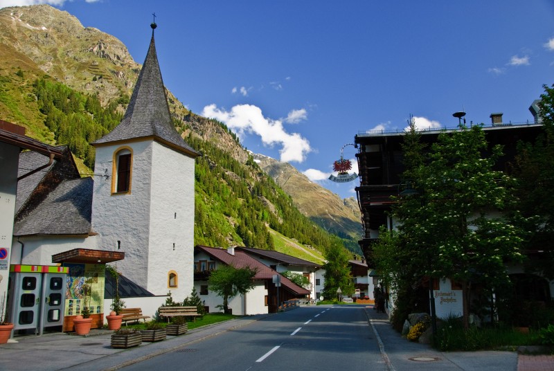 Kaunergrath�tte