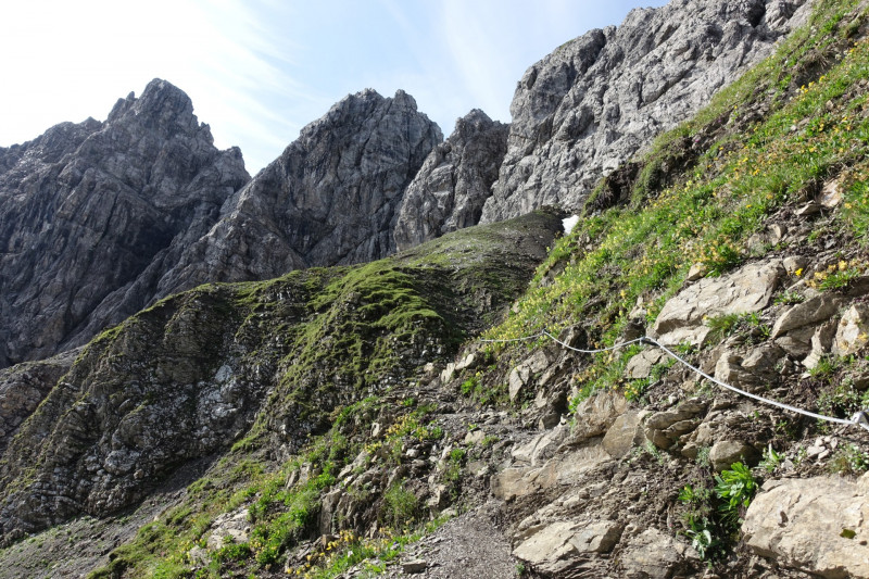 Kemptner Hütte - Düsseldorfer Weg - Marchscharte - Hermann-von-Barth-Hütte