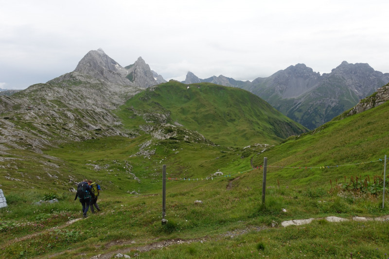 Leutkircher Hütte - Schindlekopf - Kaiserjochhaus - Flarschjoch - Ansbacher Hütte