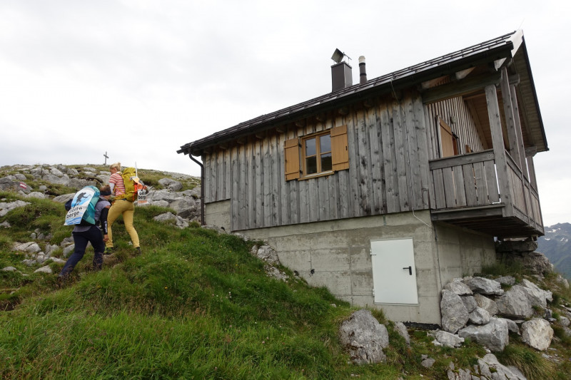 Leutkircher Hütte - Schindlekopf - Kaiserjochhaus - Flarschjoch - Ansbacher Hütte