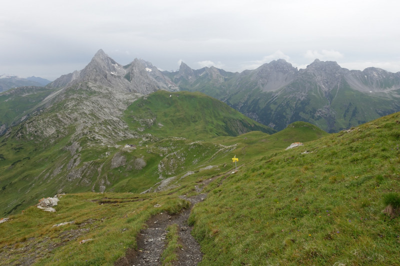 Leutkircher Hütte - Schindlekopf - Kaiserjochhaus - Flarschjoch - Ansbacher Hütte