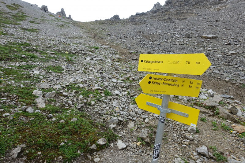 Leutkircher Hütte - Schindlekopf - Kaiserjochhaus - Flarschjoch - Ansbacher Hütte