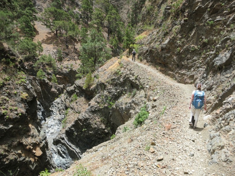 Los Brecitos durch die Caldera de Taburiente