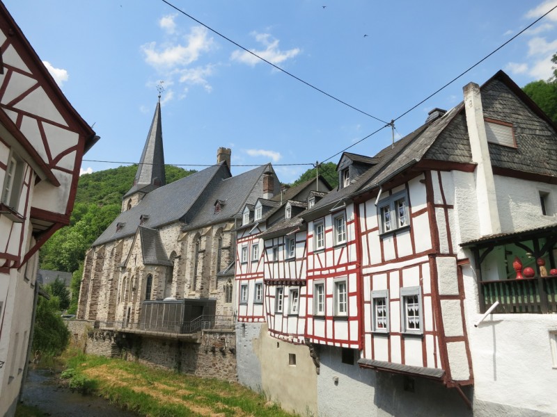 Monrealer Ritterschlag (Gegenrichtung)