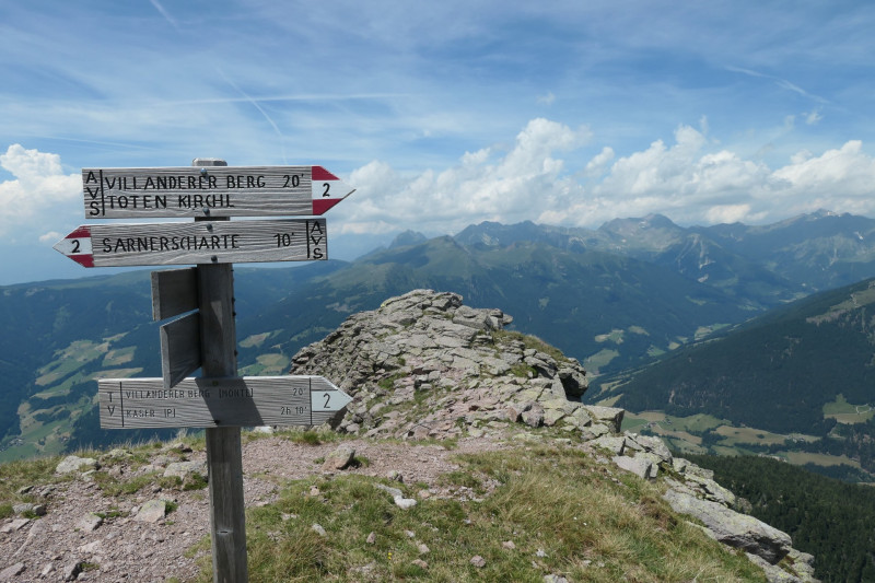 Rittner-Horn-Haus - Sarner Scharte - Villanderer Berg - Pfroderalm - Stfflhtte