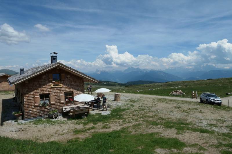Rittner-Horn-Haus - Sarner Scharte - Villanderer Berg - Pfroderalm - Stfflhtte