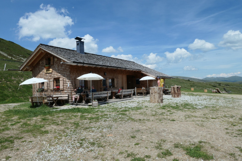 Rittner-Horn-Haus - Sarner Scharte - Villanderer Berg - Pfroderalm - Stfflhtte