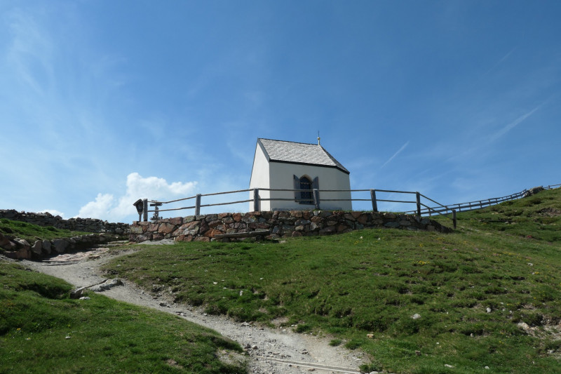 Rittner-Horn-Haus - Sarner Scharte - Villanderer Berg - Pfroderalm - Stfflhtte