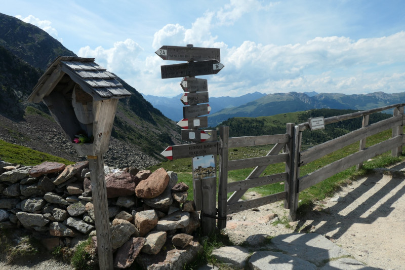 Rittner-Horn-Haus - Sarner Scharte - Villanderer Berg - Pfroderalm - Stfflhtte