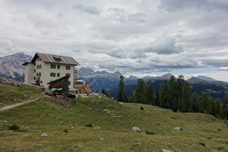 Stern-La Villa - Ütia Gardenacia - Puezhütte